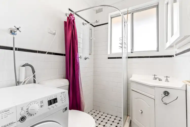 Fifth view of Homely apartment listing, 18/5-9 MUNNI STREET, Newtown NSW 2042