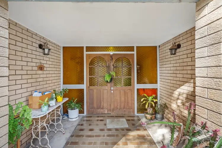 1 Foxton Street, Bundamba QLD 4304