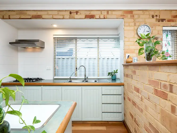 Fifth view of Homely house listing, 29 Hird Place, Palmyra WA 6157