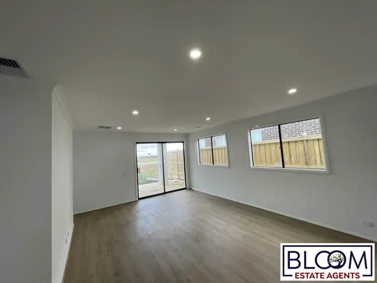 Fourth view of Homely house listing, 71 Courtenay Promenade, Fraser Rise VIC 3336
