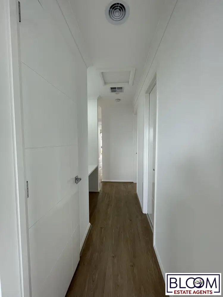 Fifth view of Homely house listing, 71 Courtenay Promenade, Fraser Rise VIC 3336
