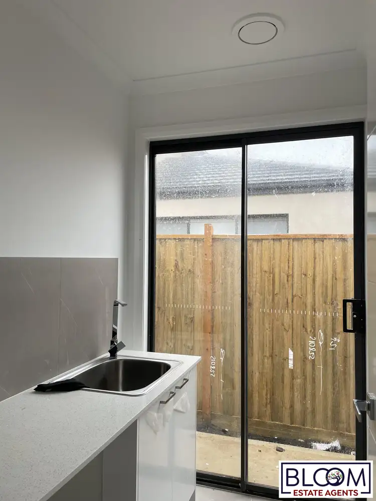 Seventh view of Homely house listing, 71 Courtenay Promenade, Fraser Rise VIC 3336