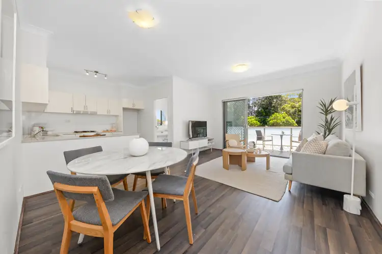 Main view of Homely unit listing, 2/313 Bunnerong Road, Maroubra NSW 2035