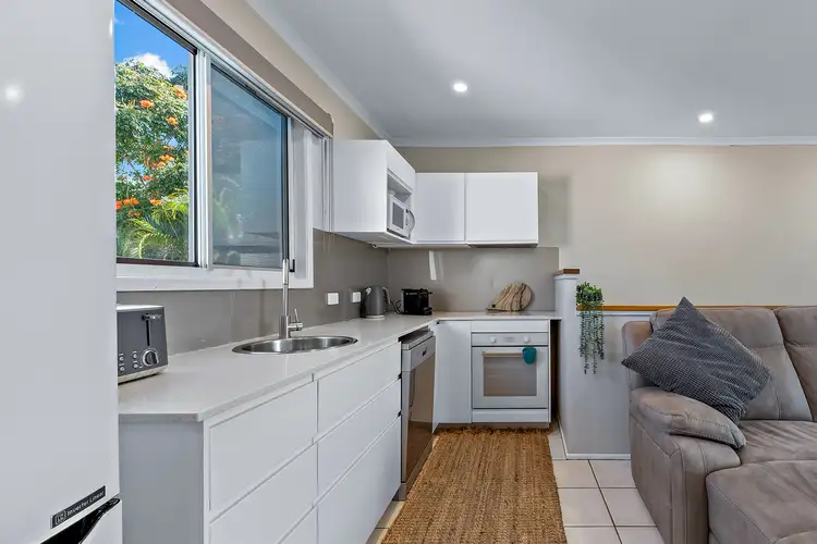 Fifth view of Homely unit listing, 5/1a Pleasant Drive, Cannonvale QLD 4802