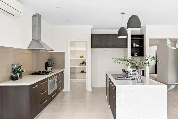Sixth view of Homely house listing, 4 Carisbrook Street, Caroline Springs VIC 3023