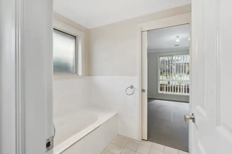 Sixth view of Homely house listing, 7 Quinlan Run, Orange NSW 2800