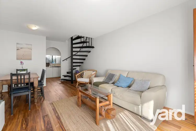 2/1 Bellevue Tce, Fremantle WA 6160