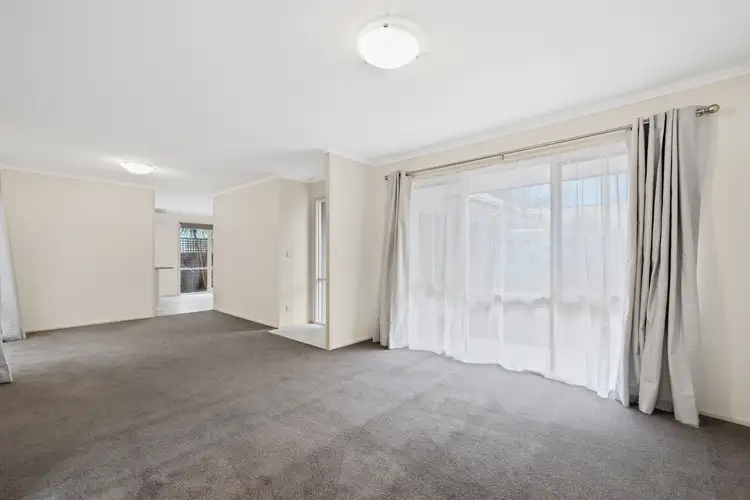 Second view of Homely unit listing, 2/17 Catherine Parade, Frankston VIC 3199