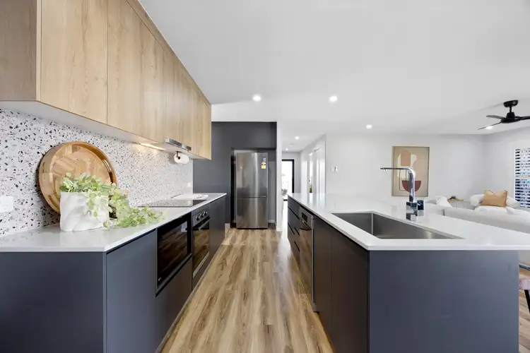 Fourth view of Homely house listing, 5 Lakeside Way, Andergrove QLD 4740