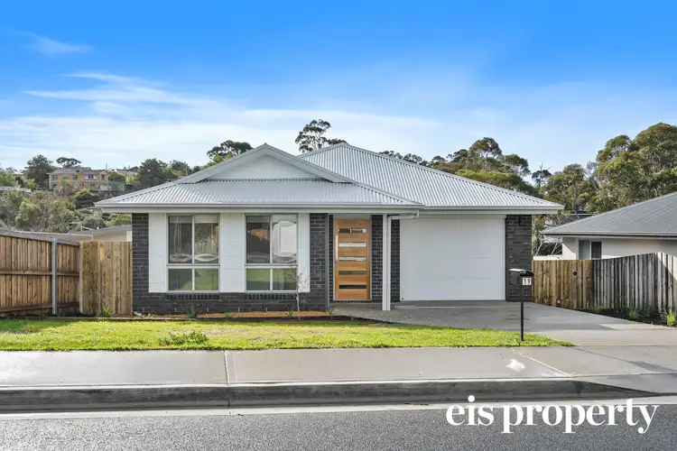 19 Home Avenue, Blackmans Bay TAS 7052