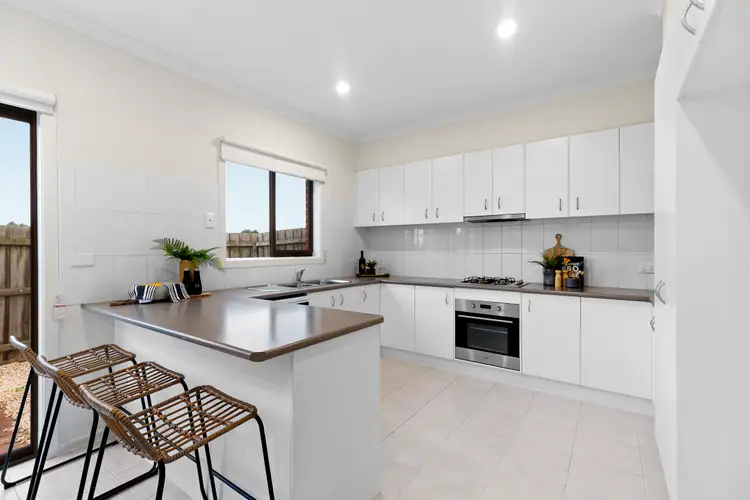 Sixth view of Homely townhouse listing, 2/30 Simon Court, Hampton Park VIC 3976