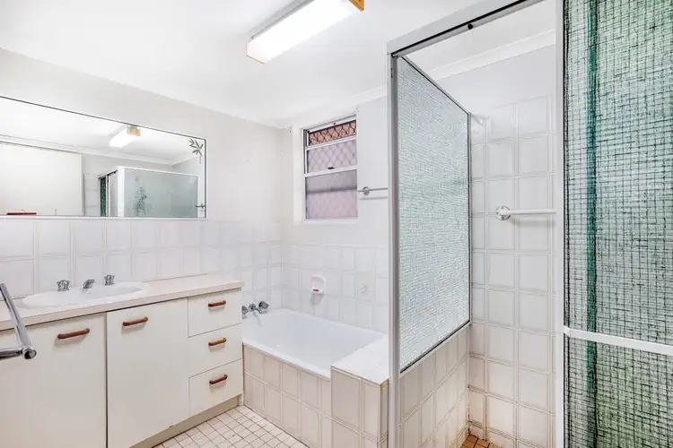 Seventh view of Homely villa listing, 1/38 HAWTHORNE STREET, Woody Point QLD 4019