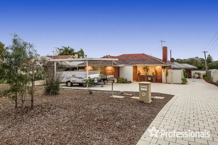 33 Maitland Road, Balga WA 6061