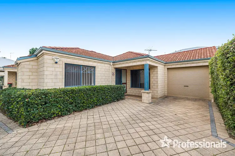 2/13 St Albans Road, Nollamara WA 6061