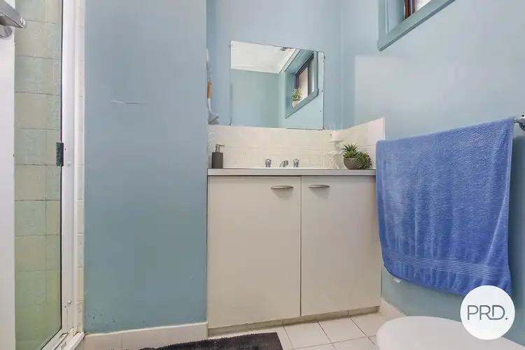 Sixth view of Homely flat listing, 2/535 Schaefer Street, Lavington NSW 2641