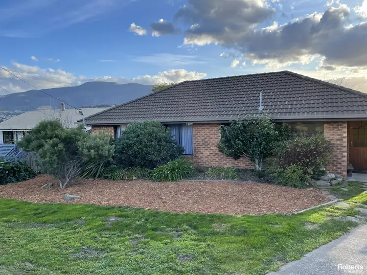17 Jetty Road