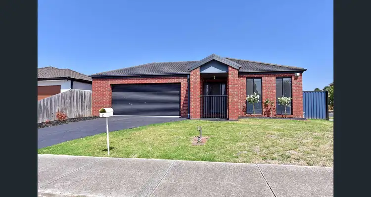 2 Ruyton Court