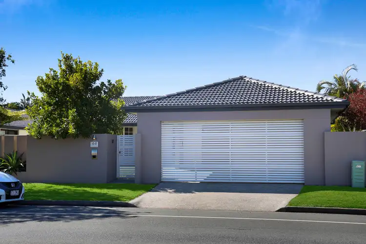 44 Edinburgh Road, Benowa Waters QLD 4217