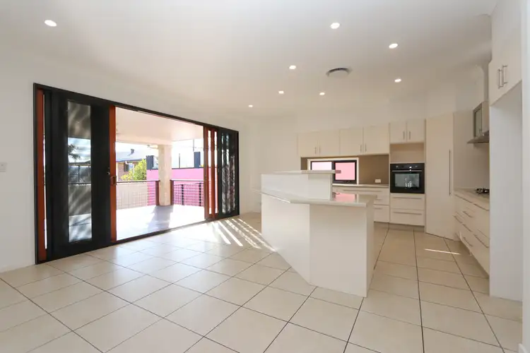Fifth view of Homely house listing, 4 Kallaroo Crescent, Ashmore QLD 4214