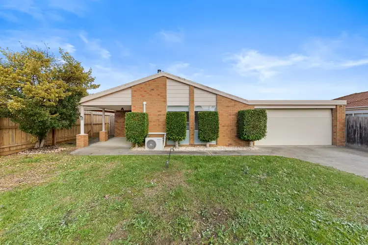 6 Tinara Court, Cranbourne North VIC 3977