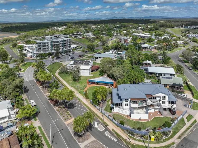 Sixth view of Homely unit listing, 4/1 Beach Avenue, Tannum Sands QLD 4680