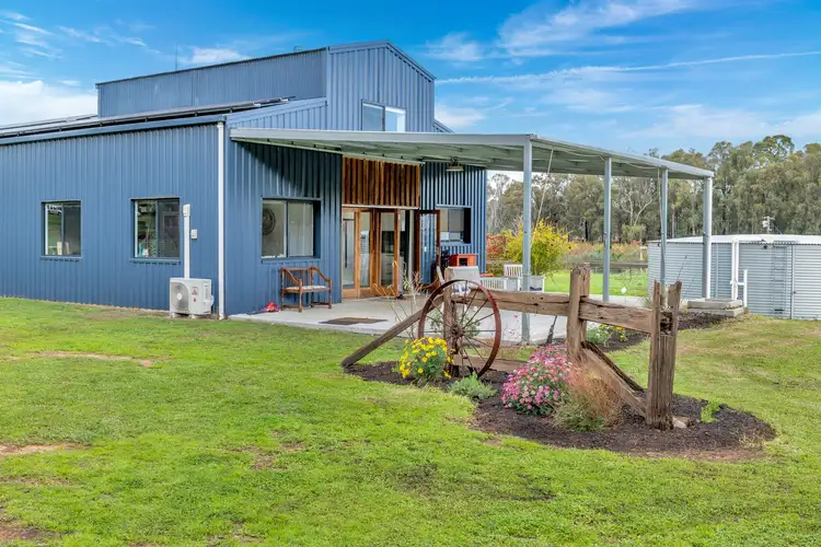 1 Bandicoot Road, Dwellingup WA 6213