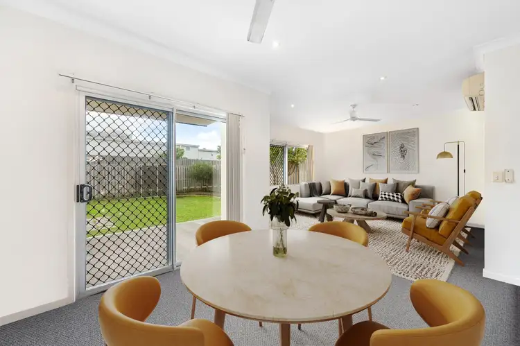 10/10 Nothling Street, New Auckland QLD 4680