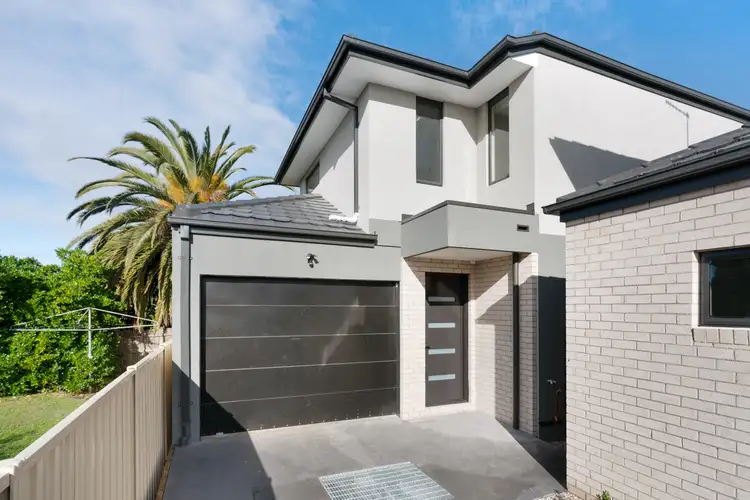 1/7 Burton Street, Lalor VIC 3075