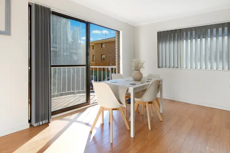 Fourth view of Homely apartment listing, 6/33 Chelsea Avenue, Broadbeach QLD 4218