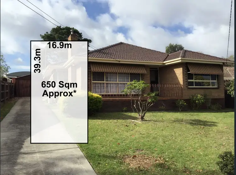 6 Alumnus Court, Wheelers Hill VIC 3150