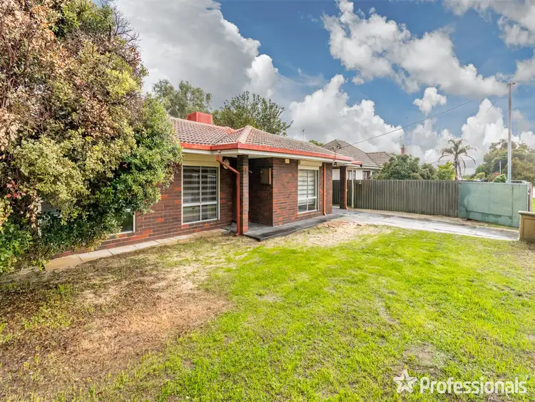 Second view of Homely house listing, 109 Third Avenue, Kelmscott WA 6111