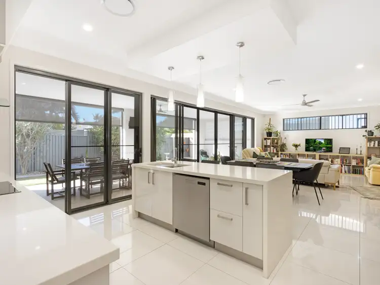 Second view of Homely house listing, 53 Royal Drive, Kawungan QLD 4655