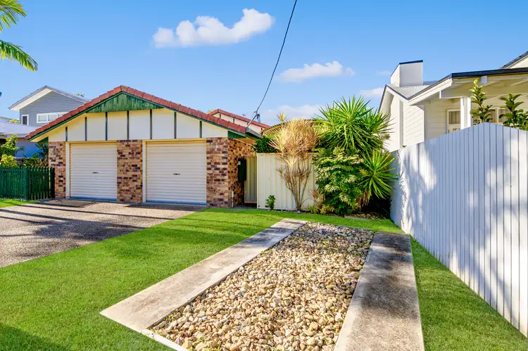 Second view of Homely semi-detached listing, 1/36 Tawarri Crescent, Burleigh Heads QLD 4220