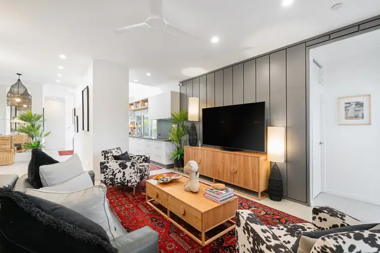 Sixth view of Homely house listing, 2 Songbird Place, Urraween QLD 4655