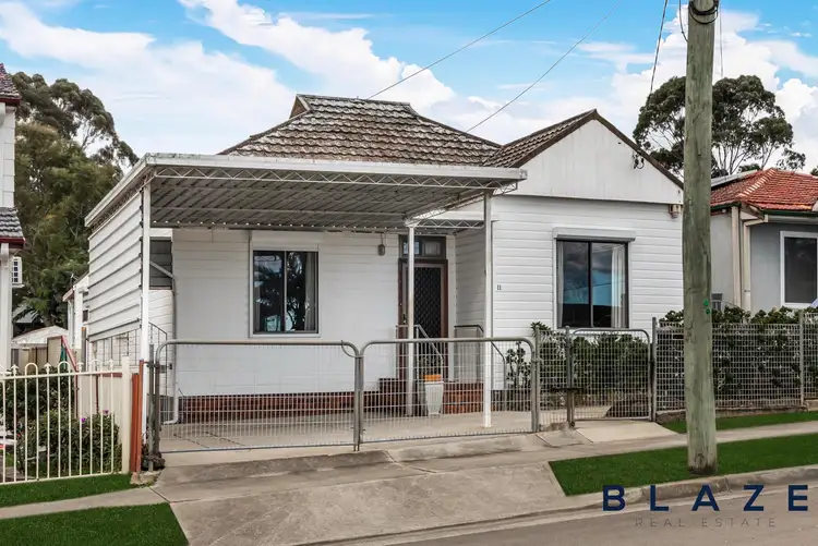 11 Acland Street, Guildford NSW 2161