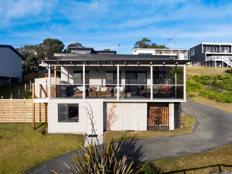 18 Beach Crescent, Greens Beach TAS 7270
