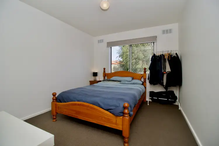 Fifth view of Homely house listing, 2/76 Kent Street, Rockingham WA 6168