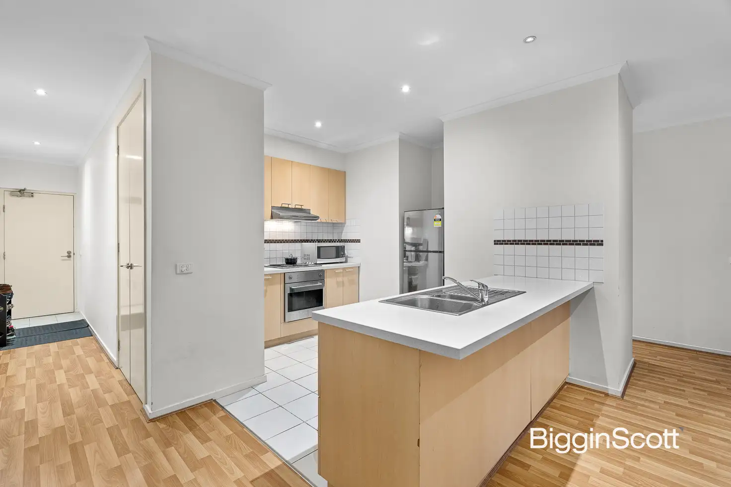 Main view of Homely apartment listing, 4/3 Rusden Place, Notting Hill VIC 3168