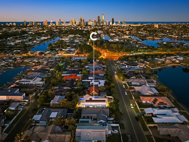 17 Darnay Road, Broadbeach Waters QLD 4218