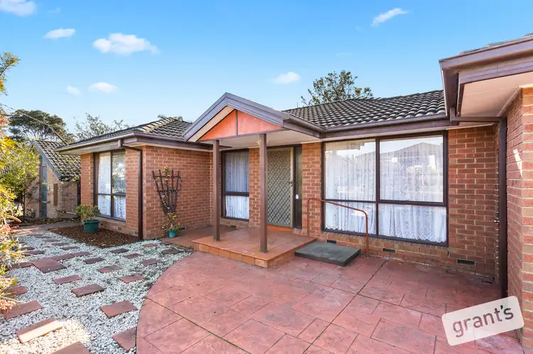 9 Huntington Drive, Hampton Park VIC 3976
