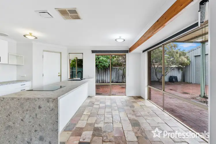 Fifth view of Homely house listing, 5 The Mead, Kiara WA 6054