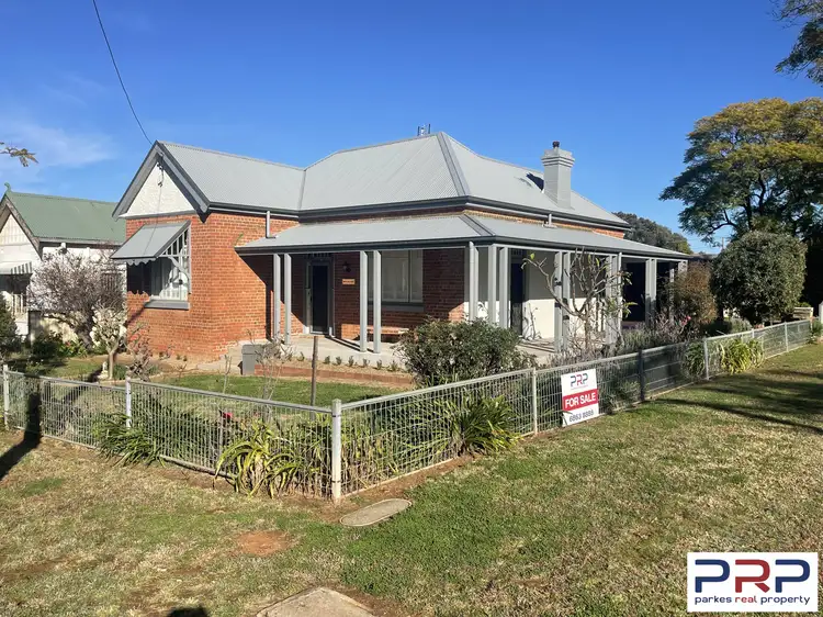 10 Mill Street, Parkes NSW 2870