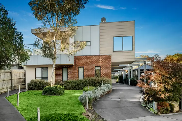 3/18 Aberdeen Road, Macleod VIC 3085