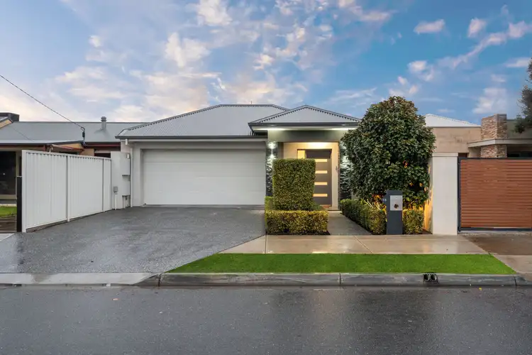 15 Fife Street, Woodville South SA 5011