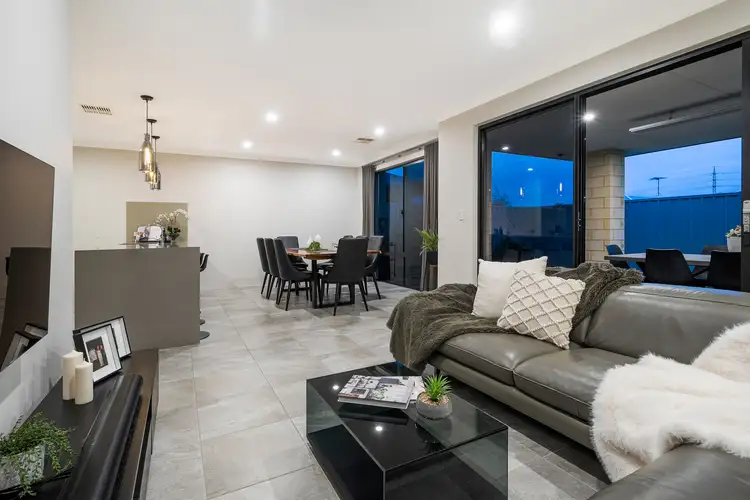 11 Incana Way, Beeliar WA 6164