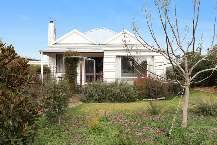 5 Lloyd Street, Derrinallum VIC 3325