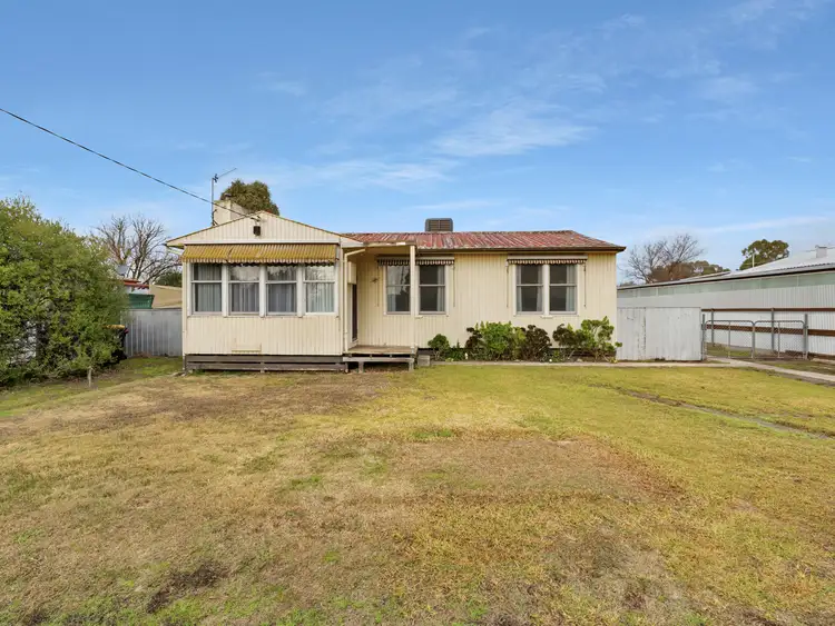 18 Ryan Street, Benalla VIC 3672