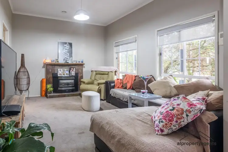 Third view of Homely house listing, 1 Pioneer Court, Horsham VIC 3400