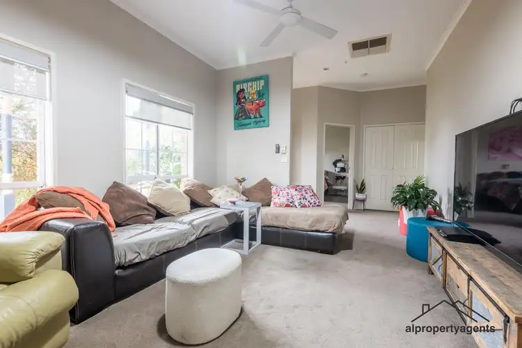 Fourth view of Homely house listing, 1 Pioneer Court, Horsham VIC 3400