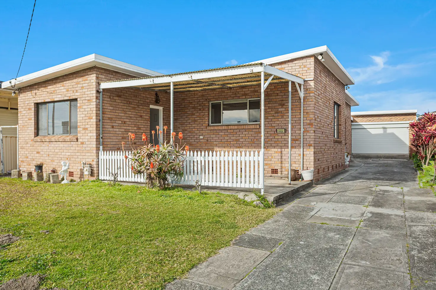 Main view of Homely house listing, 33 Veronica, Warilla NSW 2528